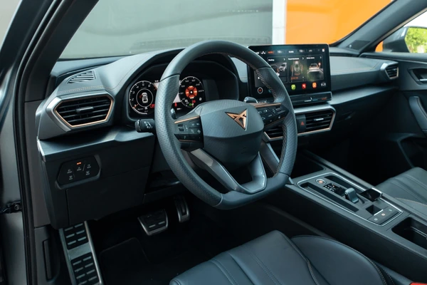 istanbul-turkey-august-30-2022-600nw-2196411637